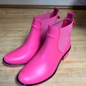 Kate Spade Pink Ankle Booties with Glossy Finish